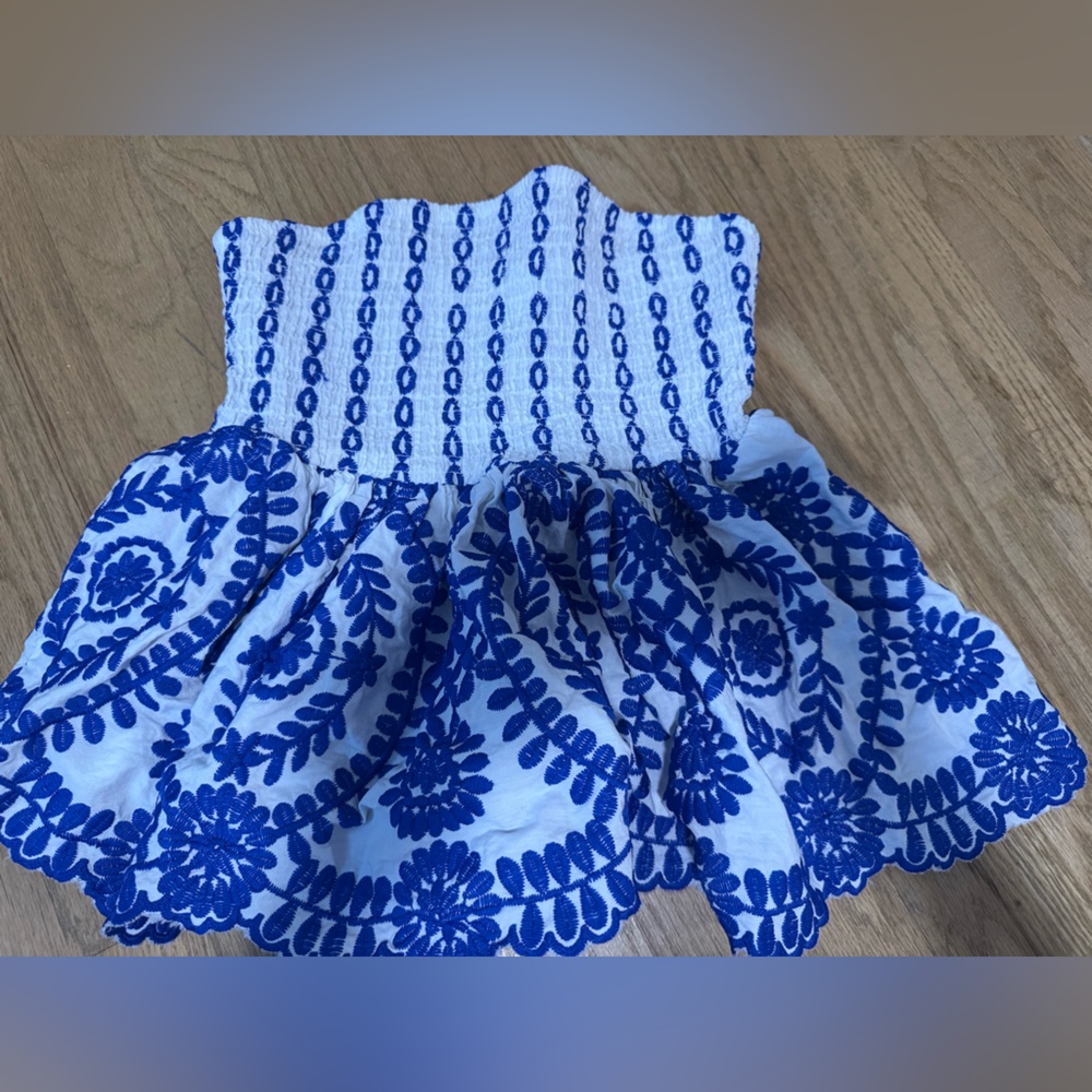 SHEIN Blue and White Floral Tunic Top